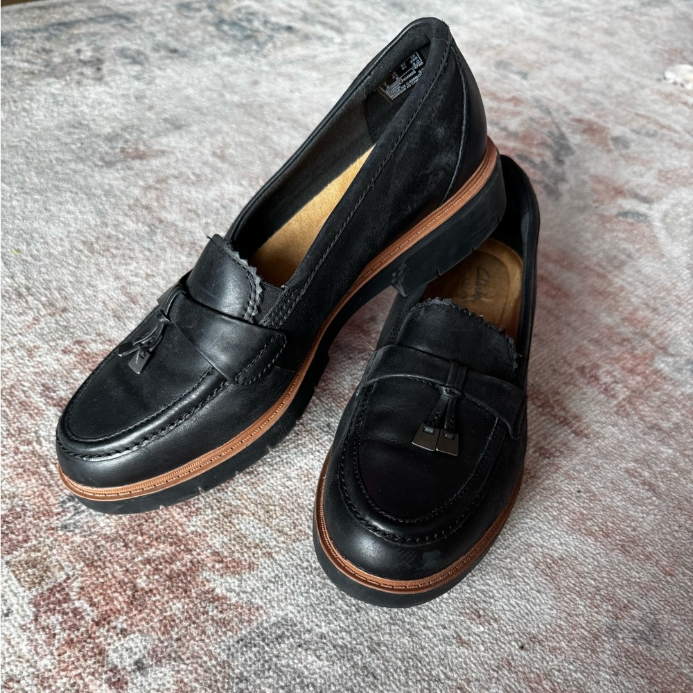 Clarks Westlynn Black Leather Loafers